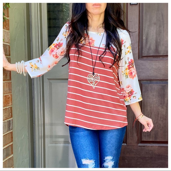 PRETTY STRIPED FLORAL TUNIC TOP - Picture 7 of 16